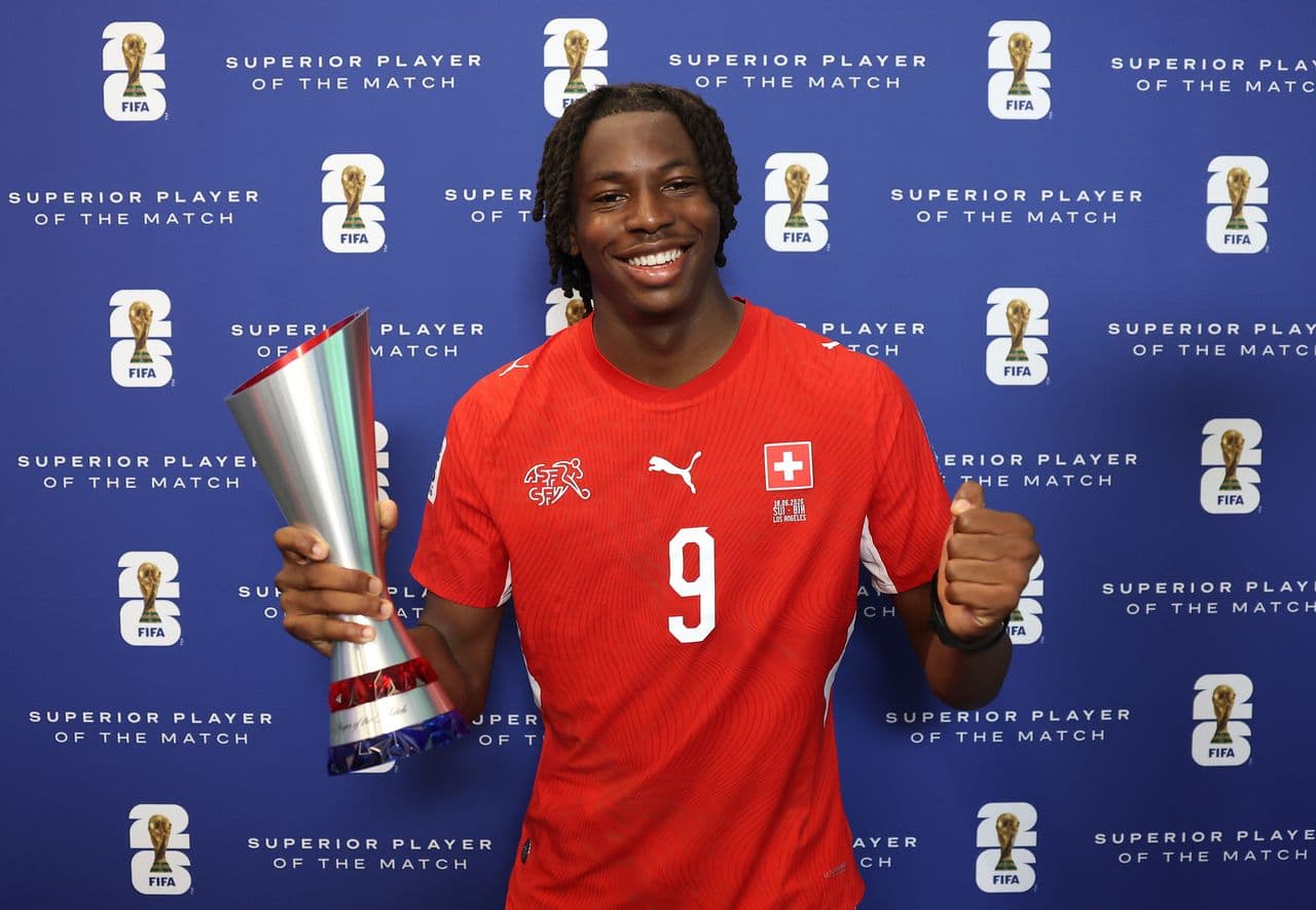 Johan Manzambi's Brace Powers Switzerland Past Bosnia in World Cup Clash