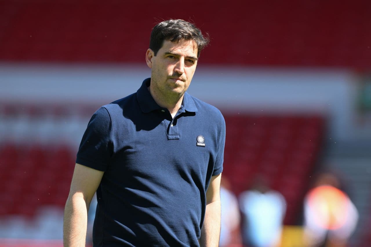 Andoni Iraola plots rescue mission with first Liverpool transfer as former Bournemouth star wanted: report