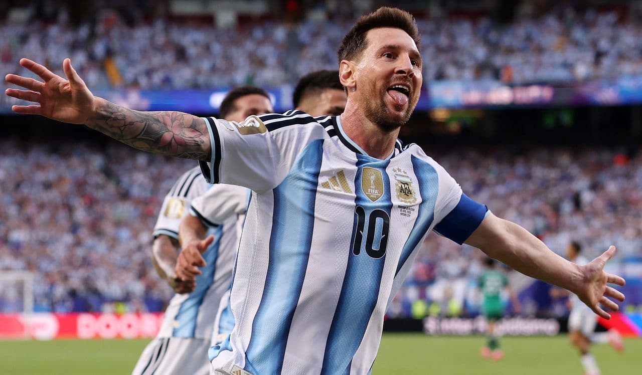 Who are the BBC commentators, pundits and presenters for Argentina vs Austria?