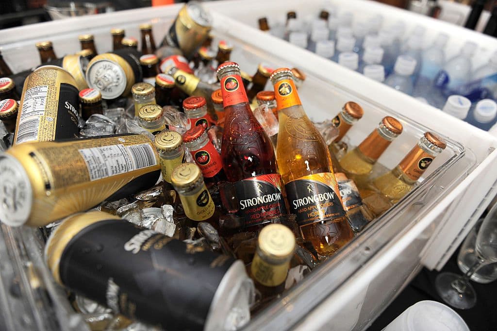 World Cup 2026: Keep Drinks Cool with the Perfect Cool Box for Every Fixture