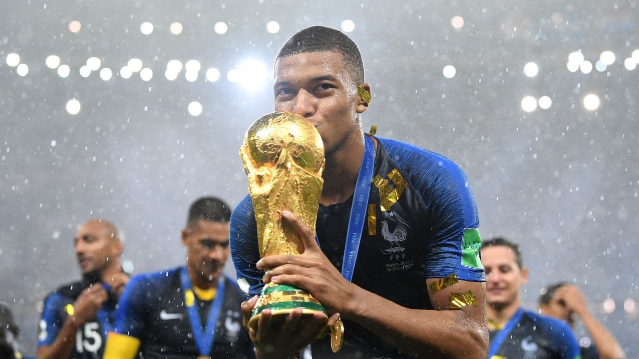 The Ultimate France Football Quiz: 20 Questions to Test Your Les Bleus Knowledge