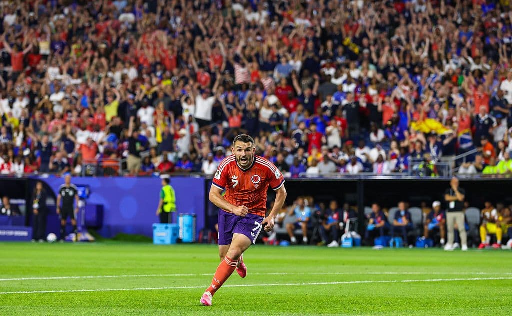 Who are the presenters, commentators and pundits for Scotland vs Morocco?