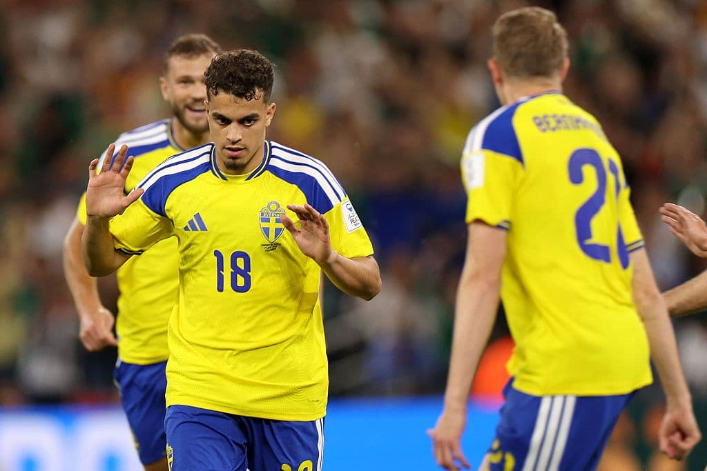 Why didn't Yasin Ayari celebrate Sweden's goal against Tunisia?