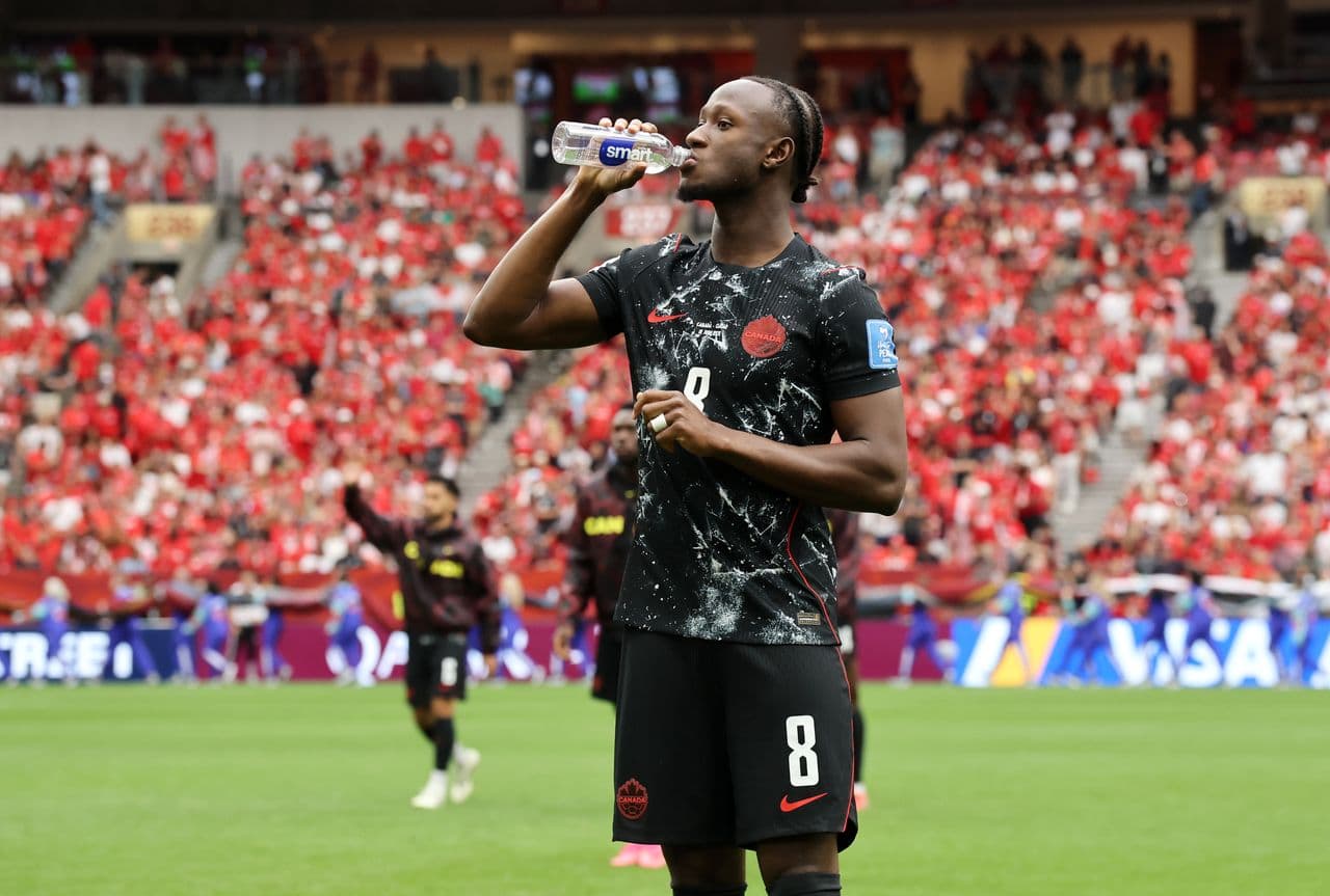 Canada's Ismael Kone Suffers Horror Injury as Qatar Go Down to Nine in World Cup Clash