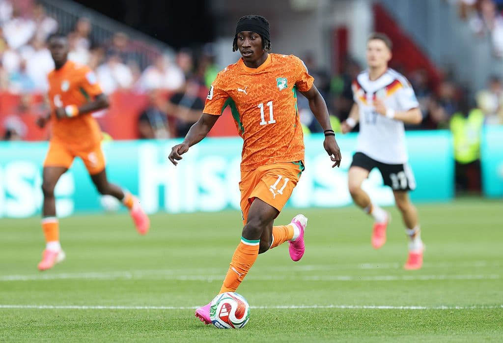 Neville and Wright Hail 'Fearless' Liverpool Target Yan Diomande