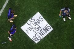 White House Wades into Falklands Banner Row, Defends Argentina